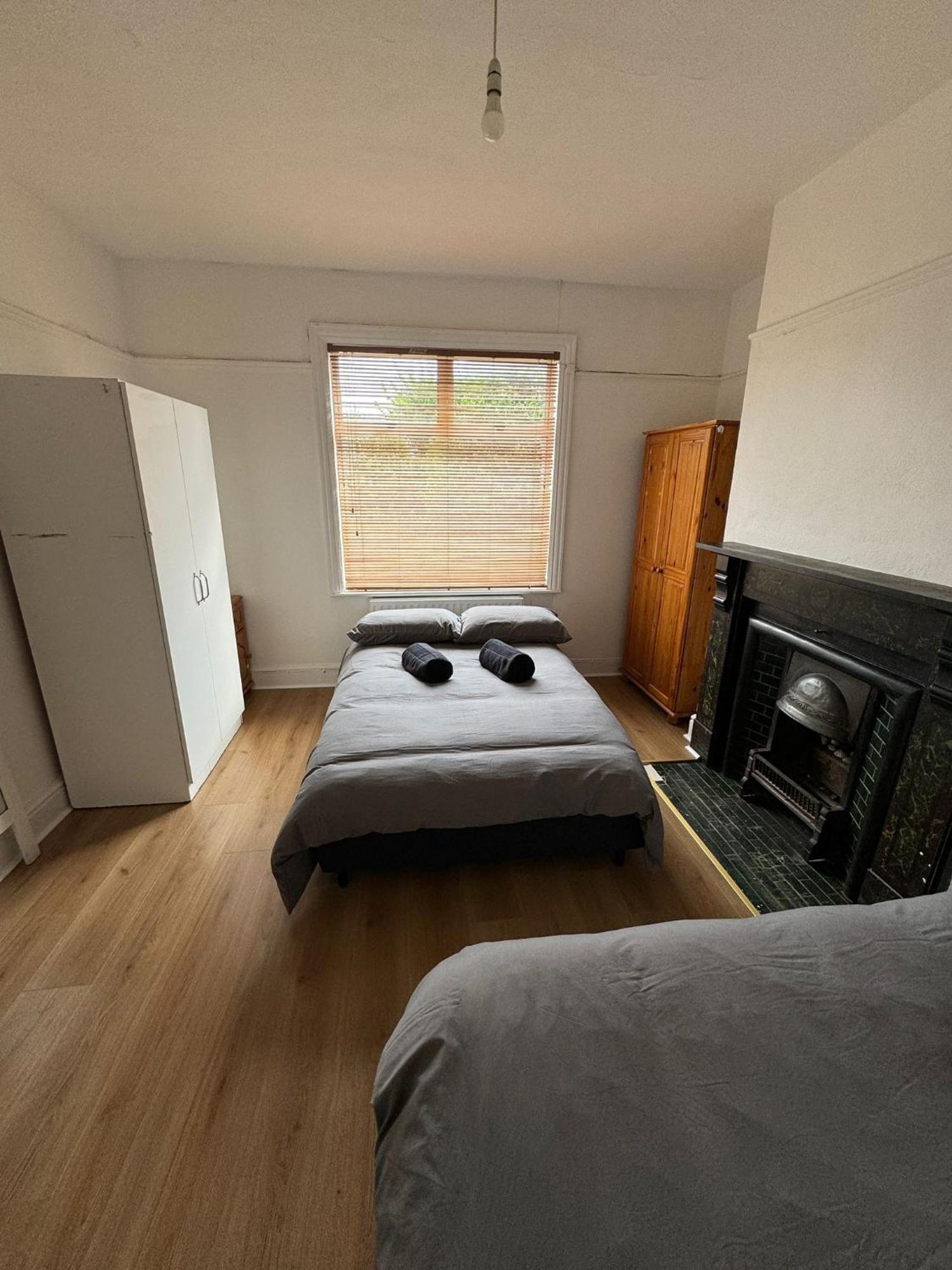 Very Nice Triple Room At 2 Iveragh Rd-5 Dublín Exterior foto